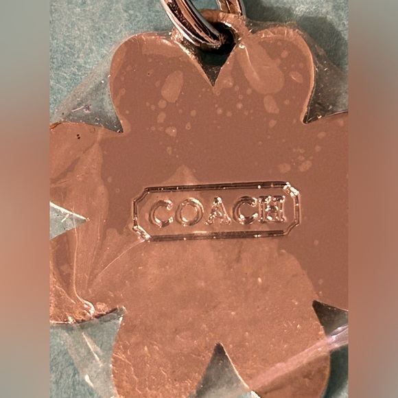 COACH Silver Daisy Purse Fob / Key Chain NWOT - Picture 4 of 4